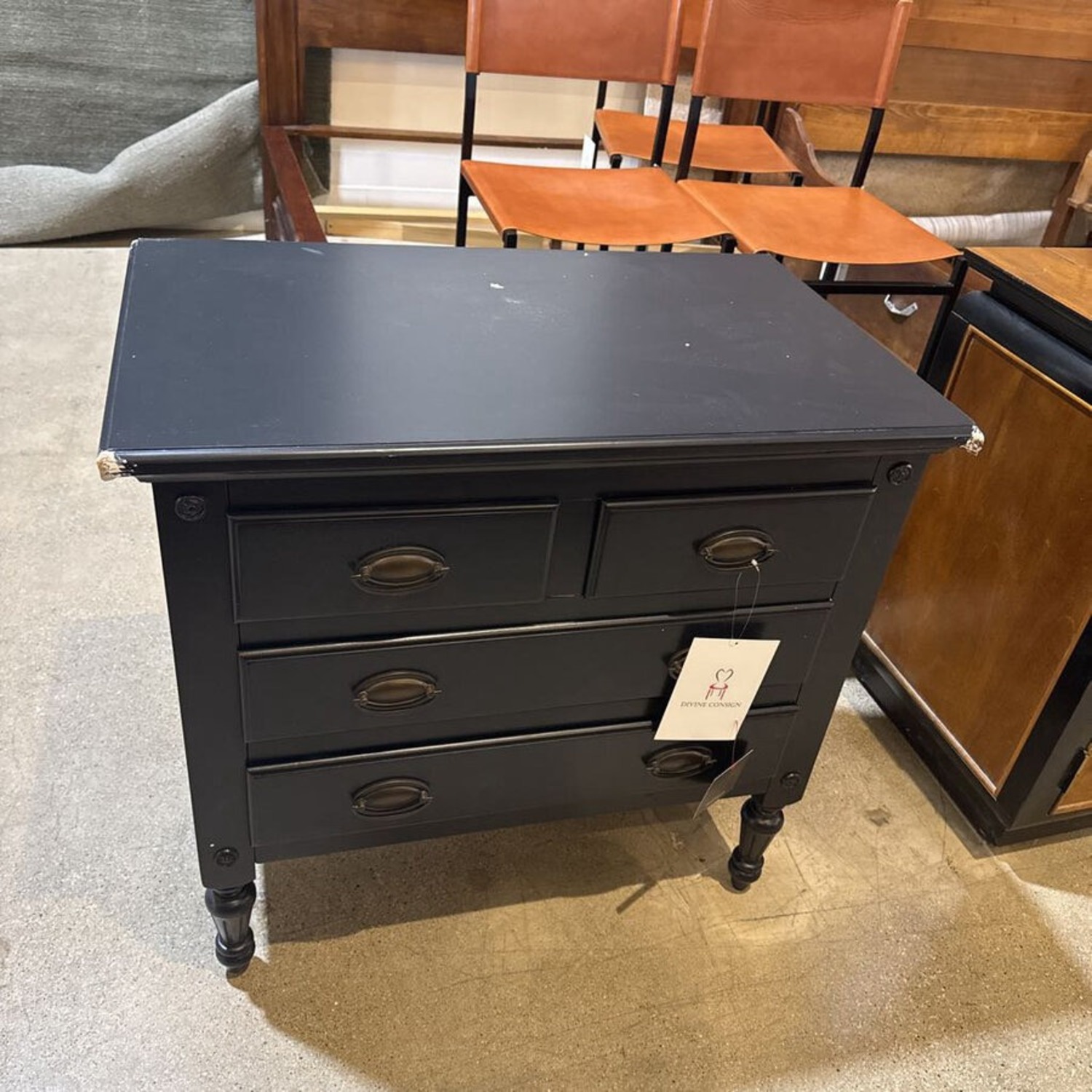 Easterbrook 4-Drawer Chest Dresser - image-2