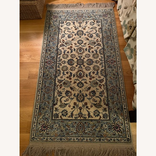 Used Vintage/Antique Finds Small Rug 3' x 5' for sale on AptDeco