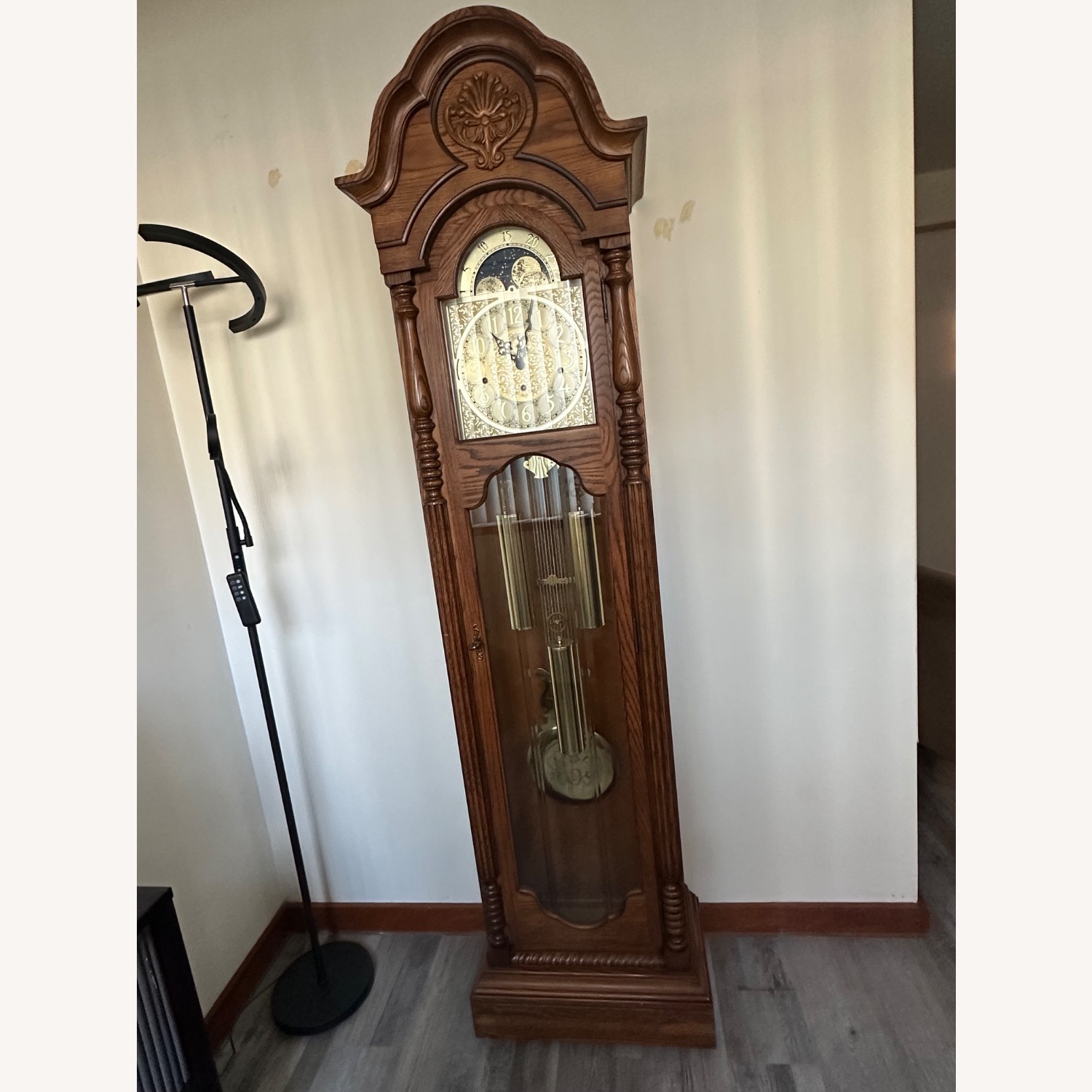 Vintage/Antique Dark Brown Wood Décor - image-1