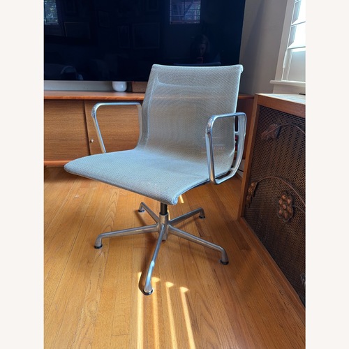 Used Eames Office Light Gray Aluminum Armchair for sale on AptDeco
