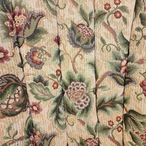 Used Vintage/Antique Green Fabric Armchair for sale on AptDeco