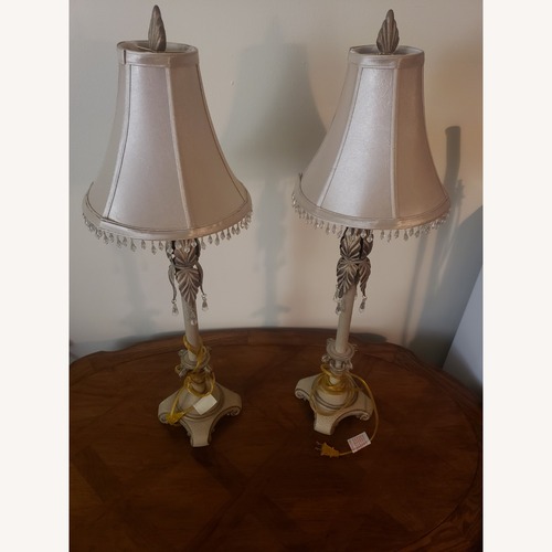 Used Table Lamps Both a Set Antique for sale on AptDeco