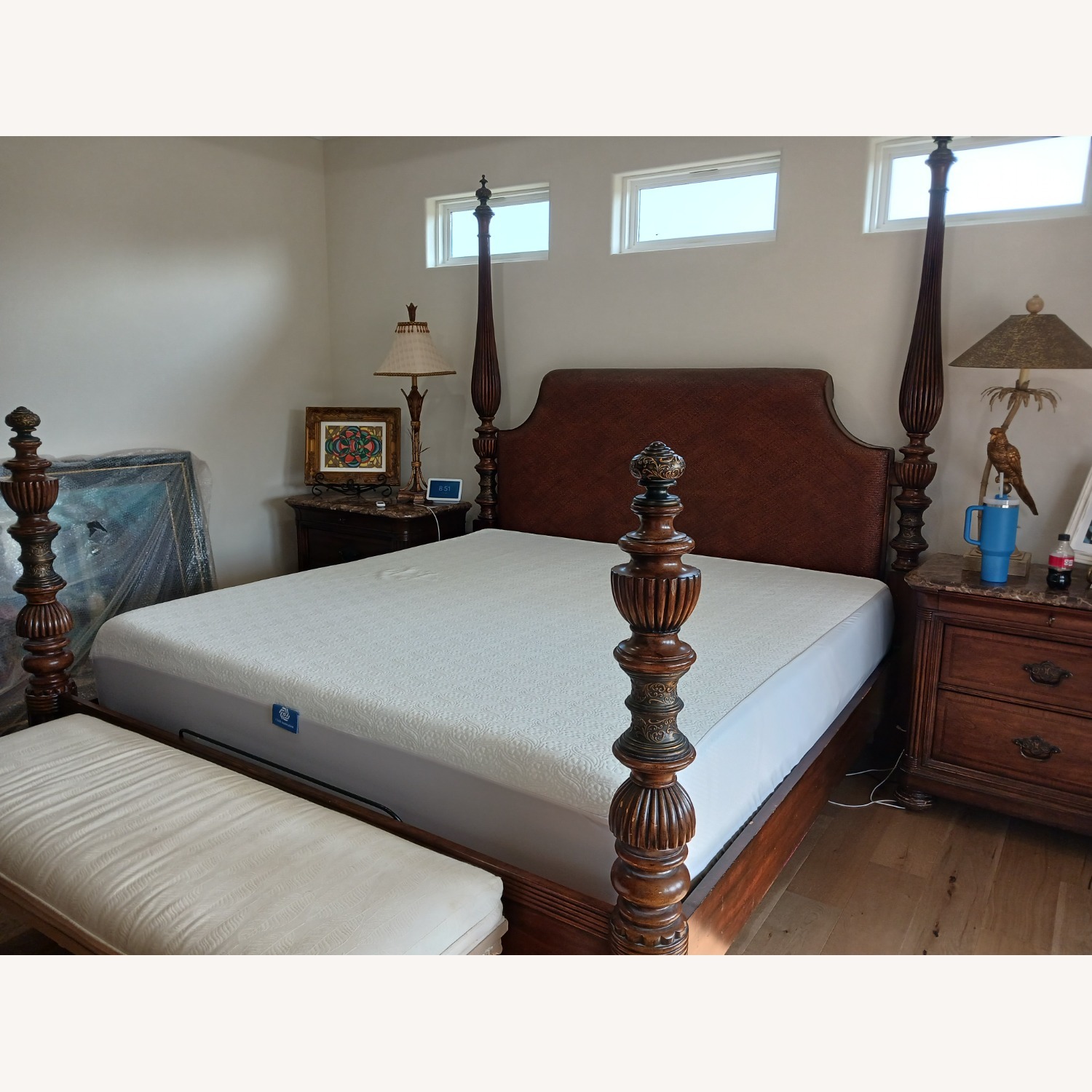 Thomasville Hemingway Thompson Falls King Bed - image-2