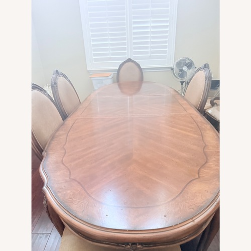 Used Alco Lavelle Dining Set for sale on AptDeco