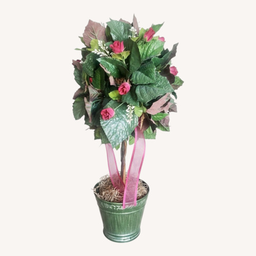 Used Vintage/Antique Finds Natural Plastic Décor for sale on AptDeco