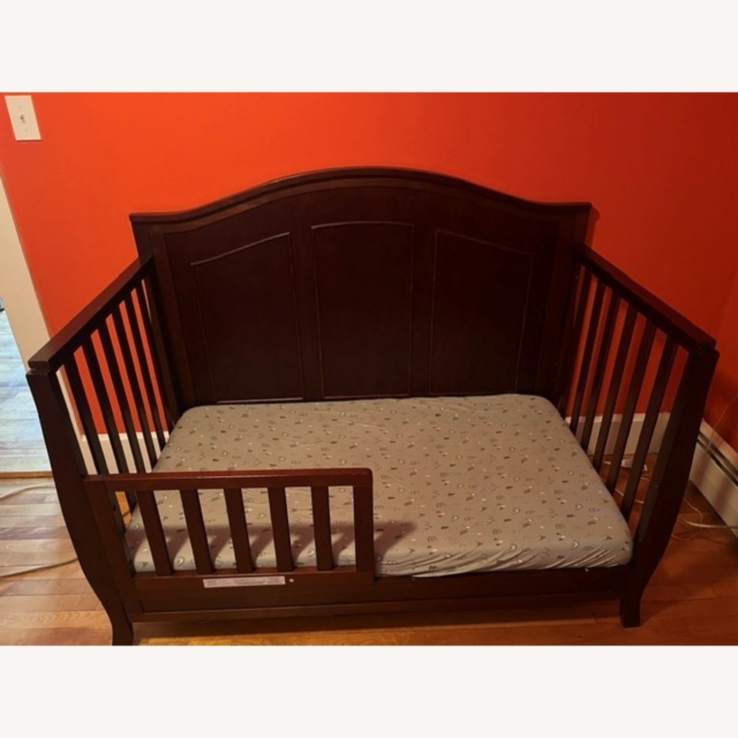 Target Crib w Toddler Rail - image-1