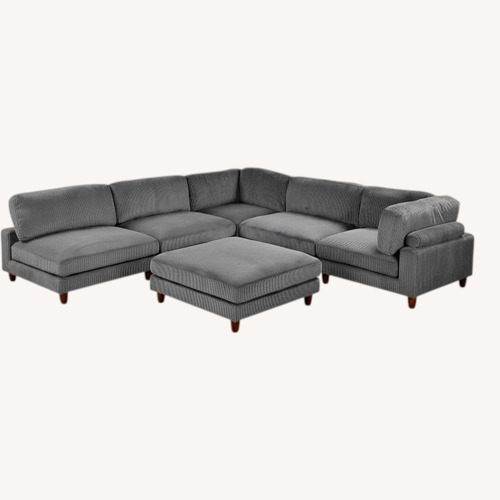 Used Chelsea Denne for sale on AptDeco