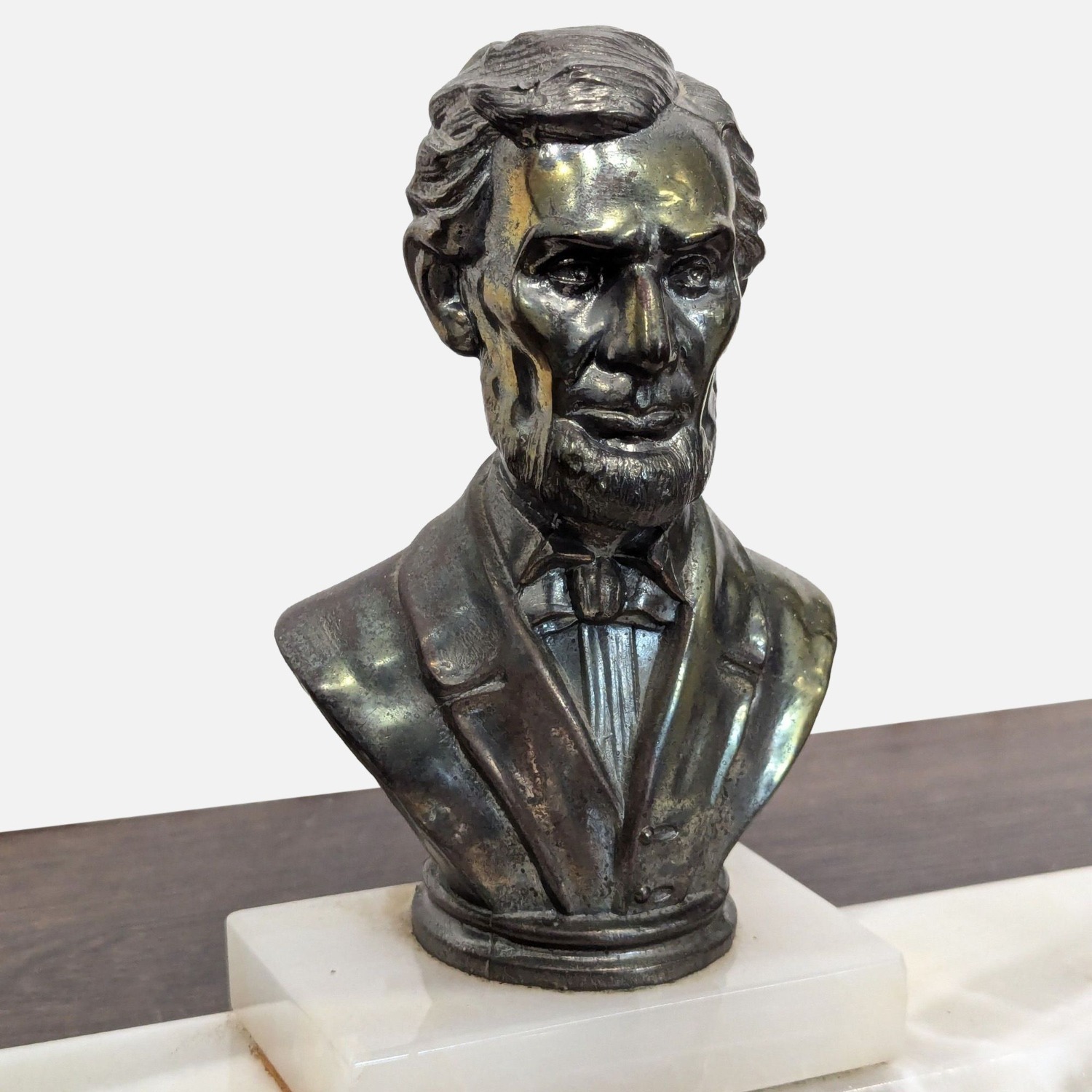 Vintage Marble Pen Set with Lincoln Bust - image-3