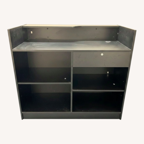 Used Bob's Discount Counter for sale on AptDeco