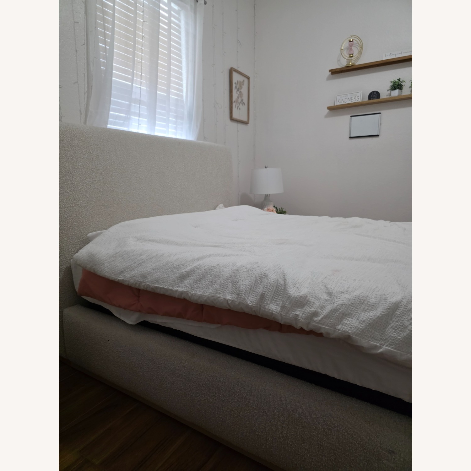 Queen Bed - image-3