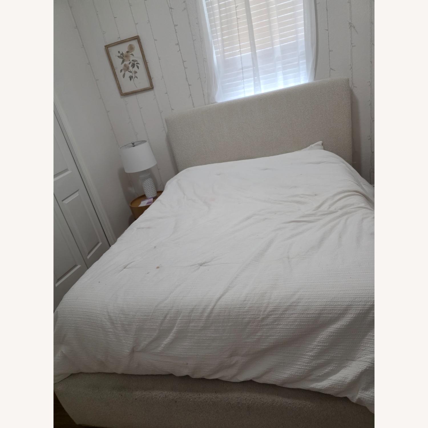 Queen Bed - image-2