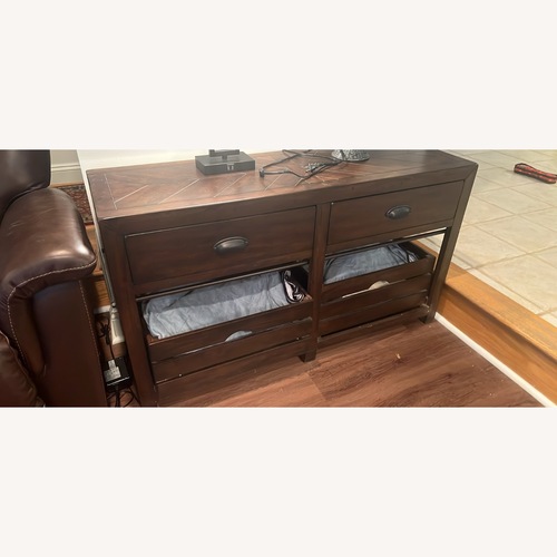 Used Mizelle Coffee Table Set for sale on AptDeco