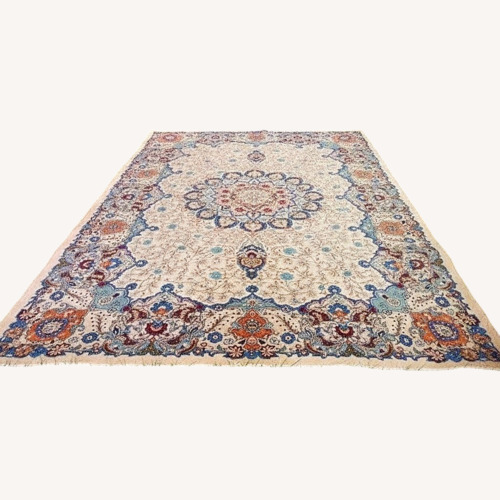 Used Vintage/Antique Finds Natural Area Rug 9' x 12' for sale on AptDeco