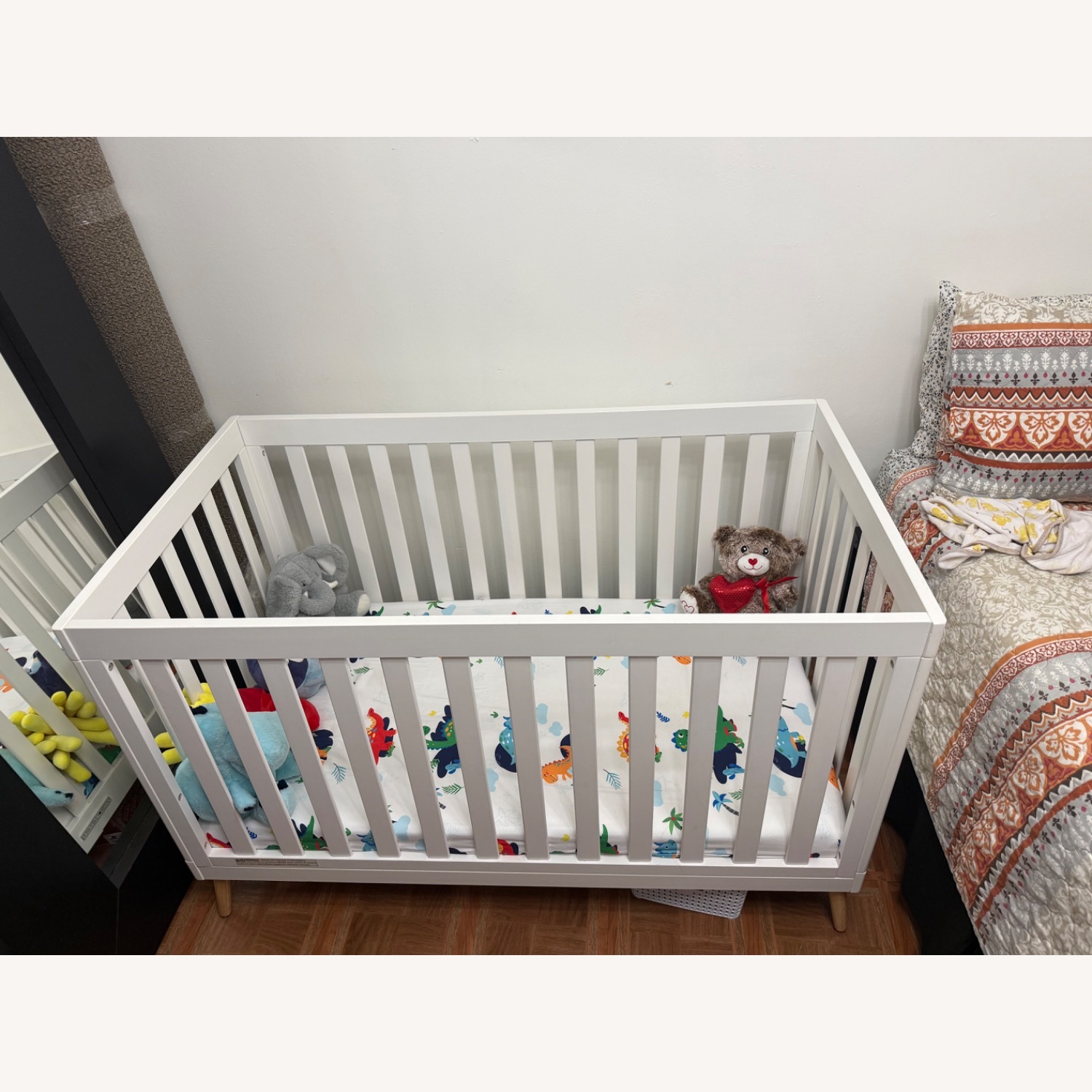 Delta Children White Wood Crib - image-2