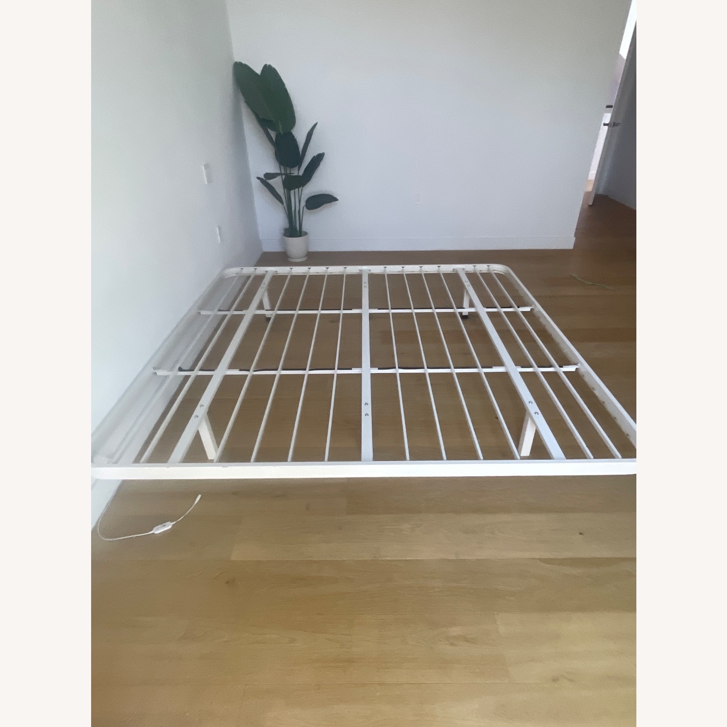 King bed Mattress Frame - image-3