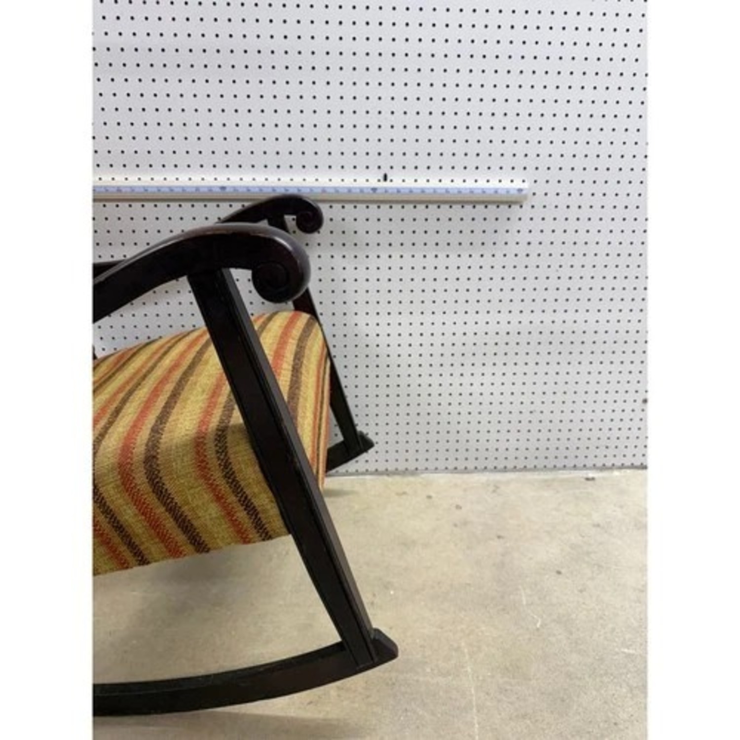 Vintage Style Upholstered Rocking Chair Wood Frame - image-9