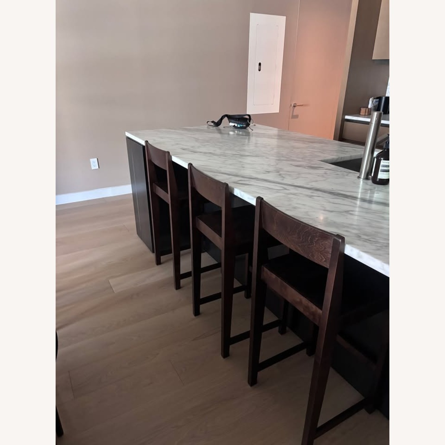 3 ZZ Driggs High Back Counter Stools - image-6