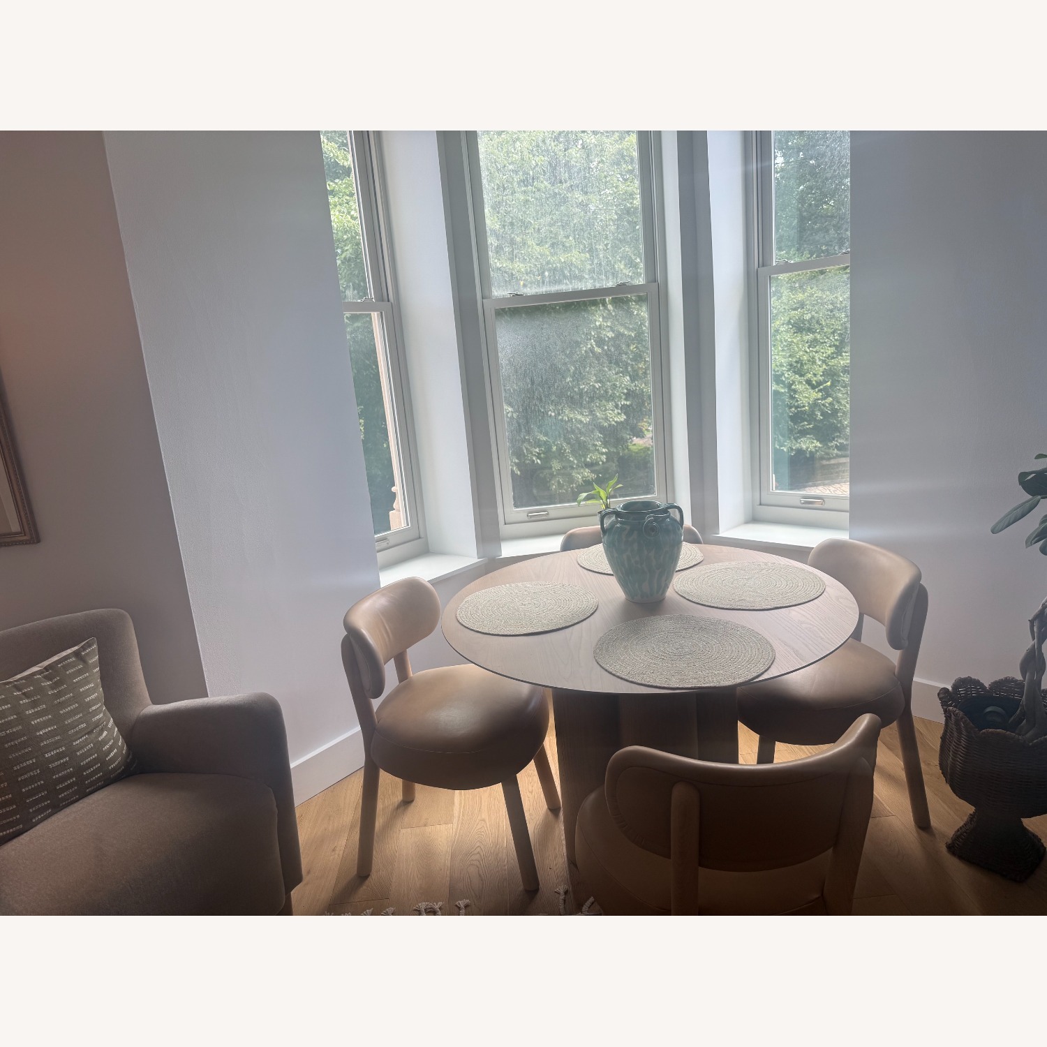 Maiden Home Reade Round Table & Chairs - image-2