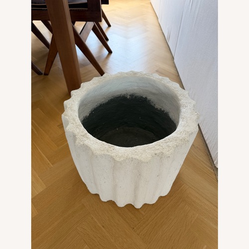 Used White Faux Stone Planter for sale on AptDeco
