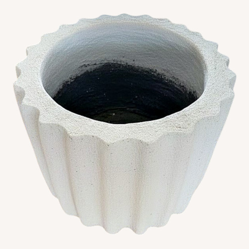 Used White Faux Stone Planter for sale on AptDeco