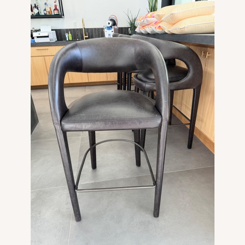Used Bar Chairs for sale on AptDeco