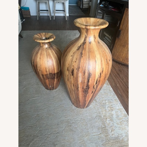 Used Standing Vases for sale on AptDeco