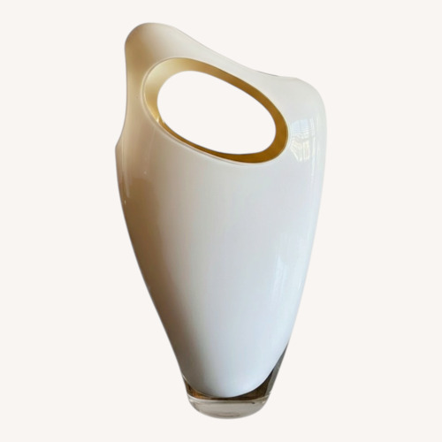 Used Striking Rosenthal Vase for sale on AptDeco