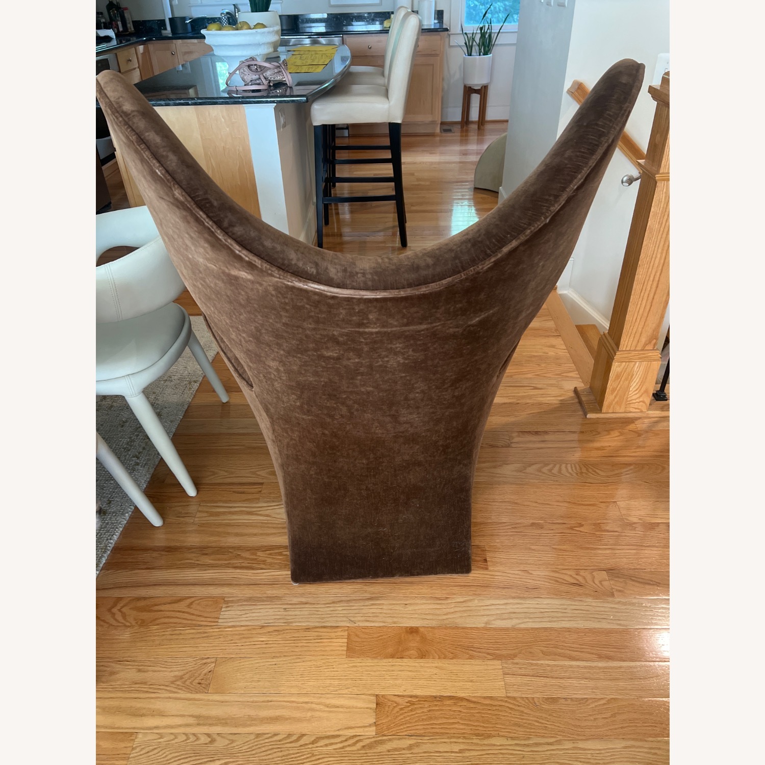 Theodore’s Brown Modern Chair - image-5