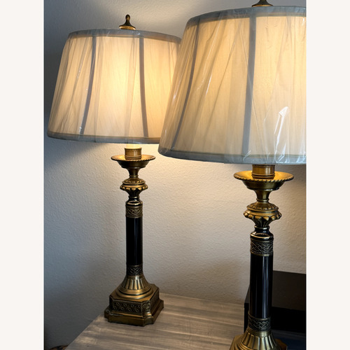 Used Table Lamps Set of 2 for sale on AptDeco
