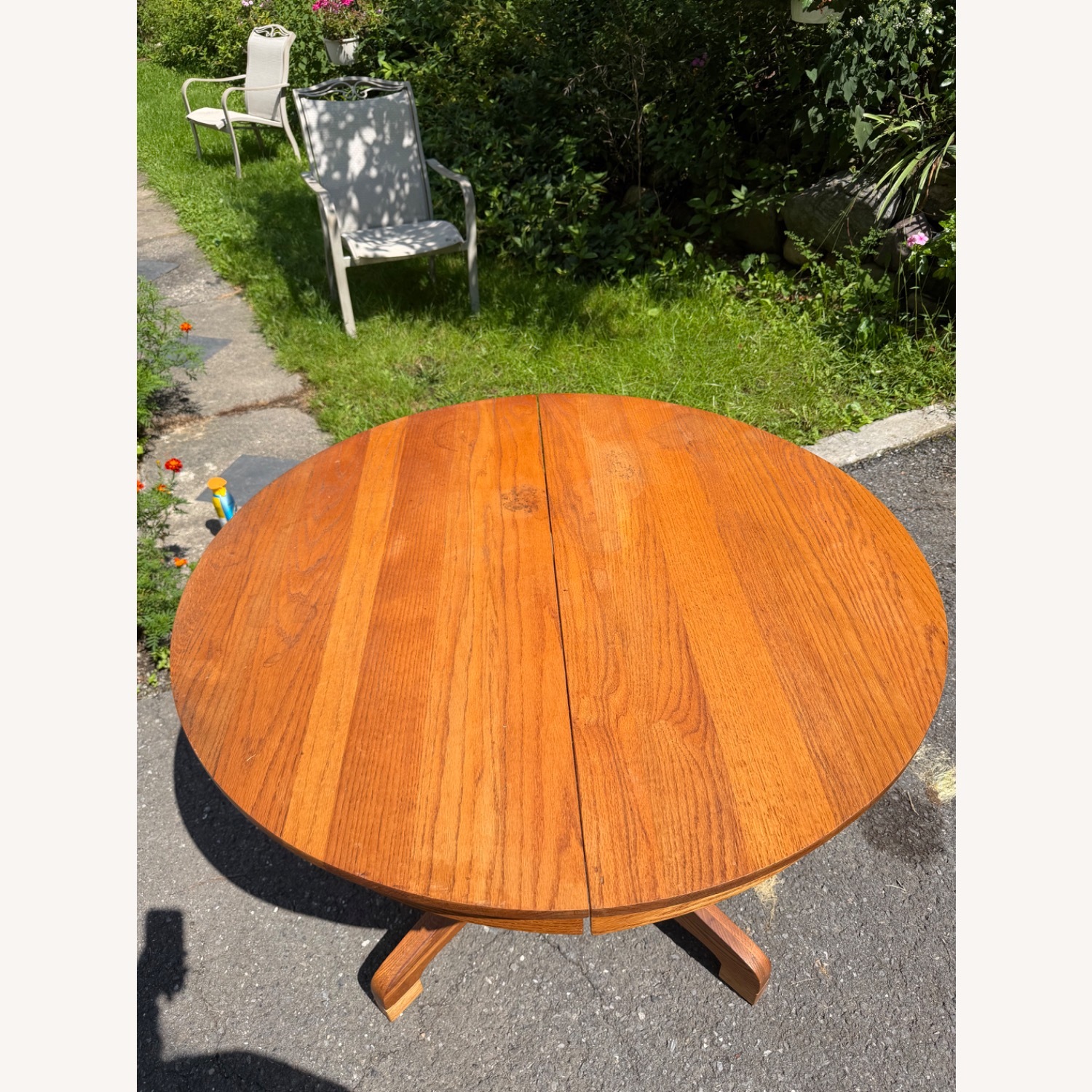 Vintage Mission-style Expandable Oak Dining Table - image-3