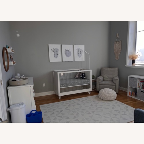 Used Pottery Barn Sloan Crib for sale on AptDeco