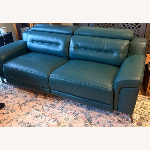 Used Rooms To Go Recliner Sofa for sale on AptDeco