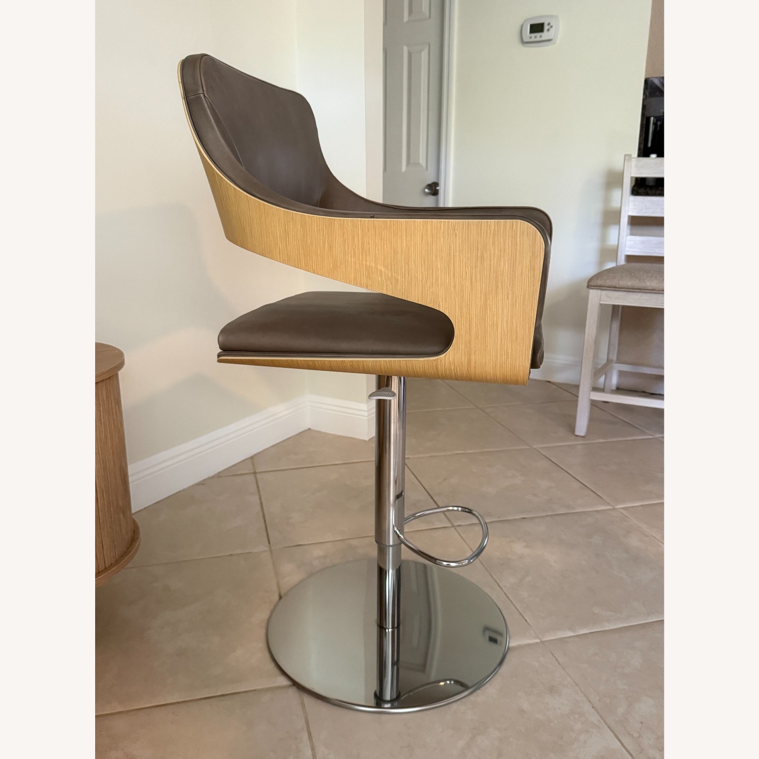 i4 Mariani Bar Stools  - image-5