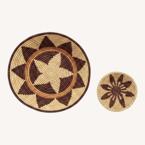 Used Vintage/Antique Décor for sale on AptDeco