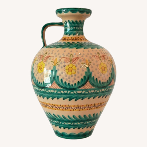 Used Vintage/Antique Ceramic Décor for sale on AptDeco