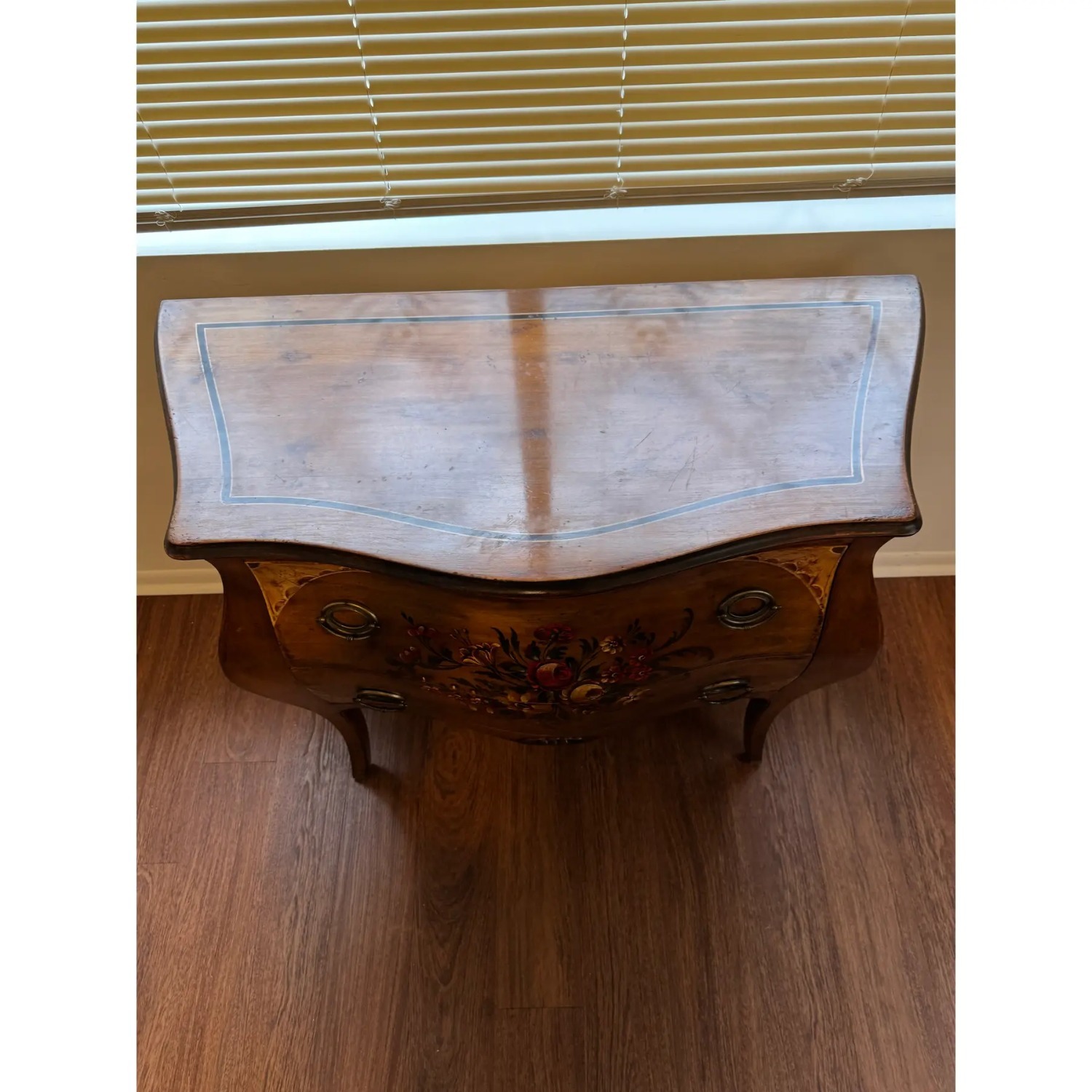 Decorative Crafts Italian Bombe Chest - image-5