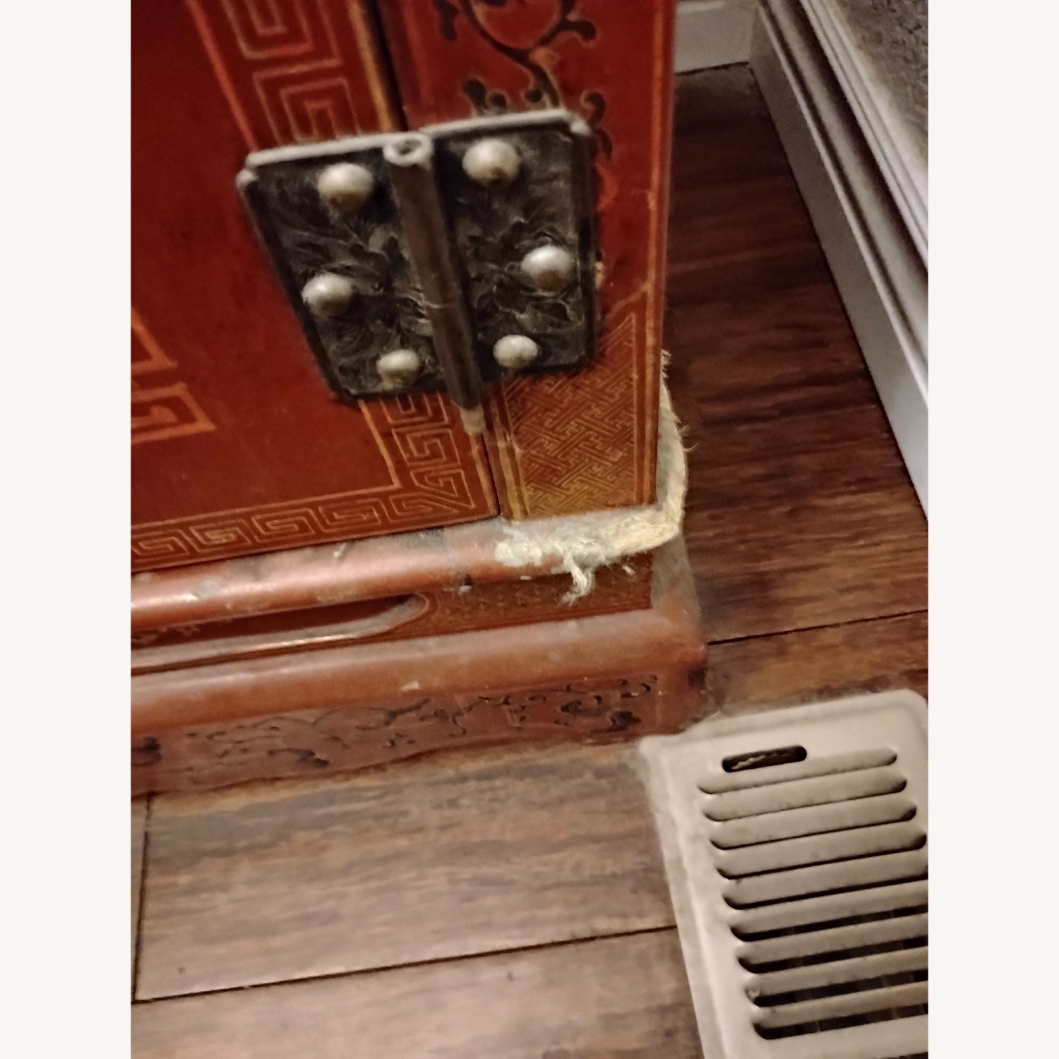 Oriental Chest from Japan  - image-2