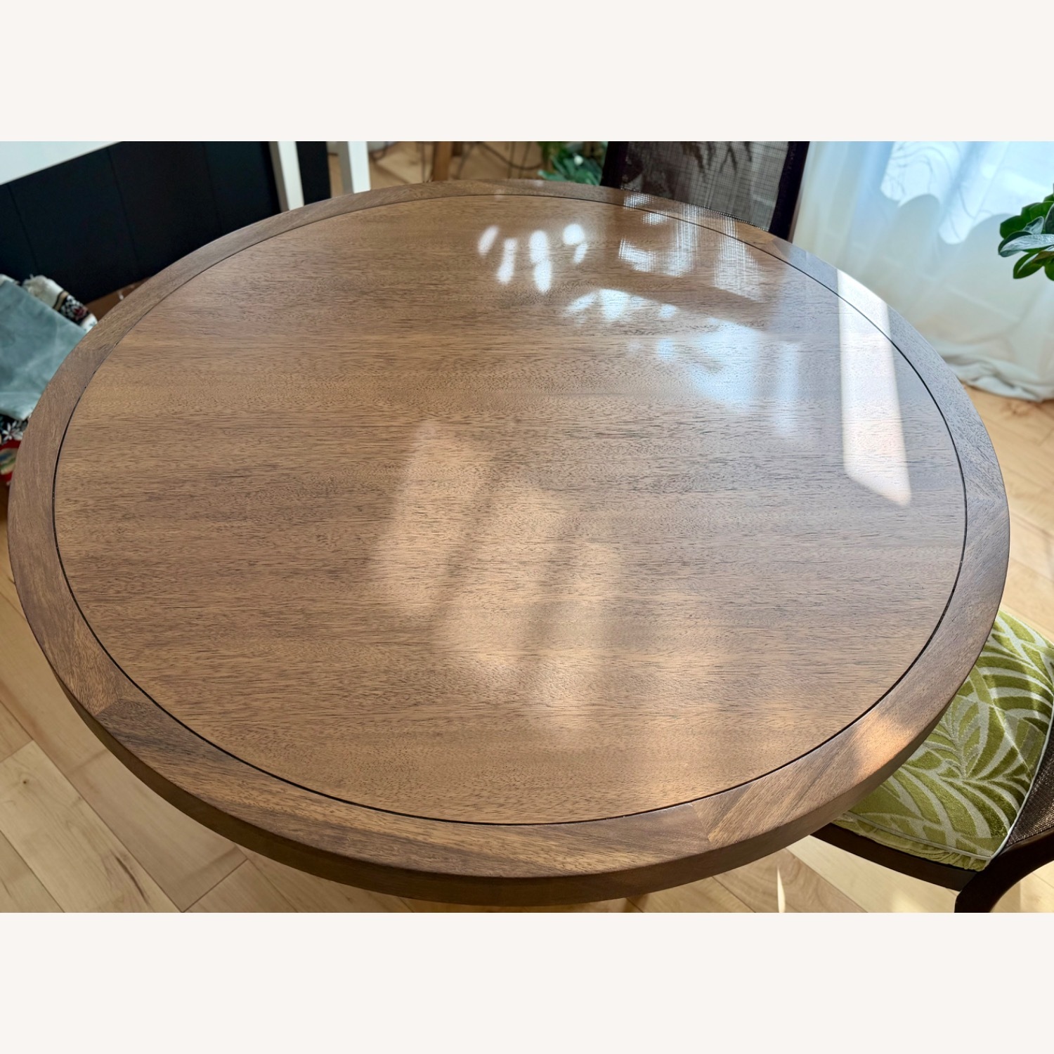 Yacht Dining Table - image-4