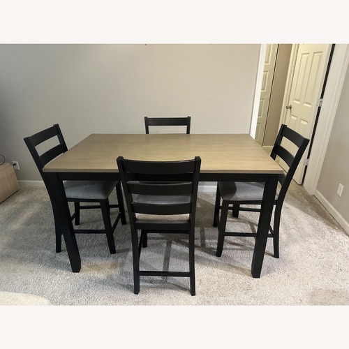 Used Mayberry Hill Martin Dining Set in Gray for sale on AptDeco
