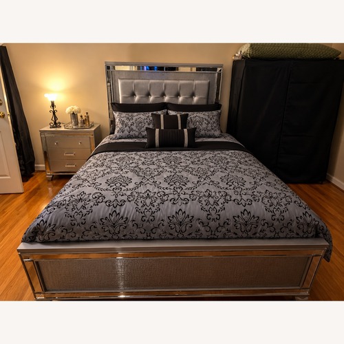 Used Mercer41 Light Gray Wood Queen Bed for sale on AptDeco
