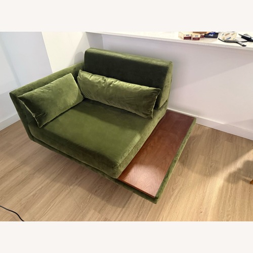 Used Kardiel Davenport Modular Corner Piece for sale on AptDeco