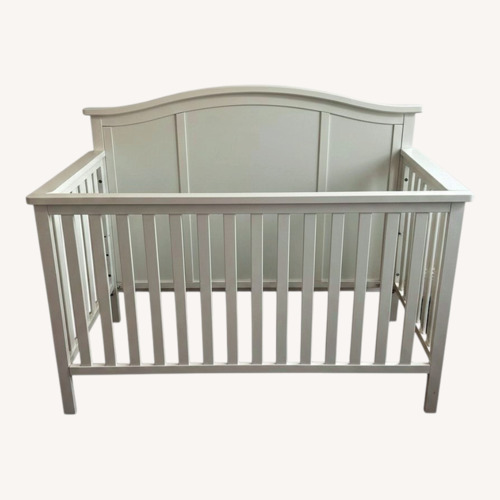 Used Baby Crib for sale on AptDeco