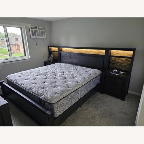 Used Raymour & Flanigan Rockwell Queen Bed for sale on AptDeco