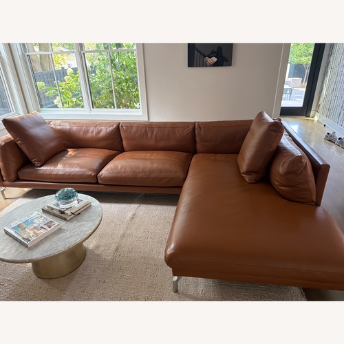 Used Como Sectional Sofa for sale on AptDeco