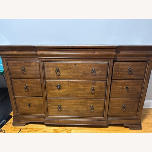 Used Drawer Dresser for sale on AptDeco
