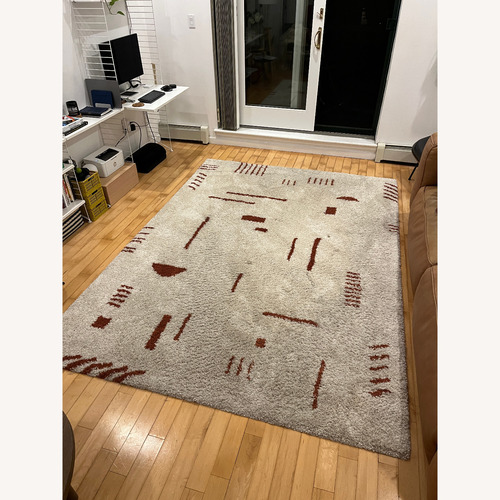 Used Morin Geometric Shag Area Area Rug 6'7" x 9' for sale on AptDeco