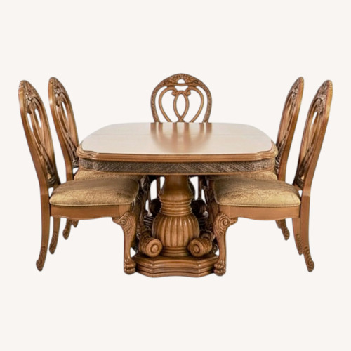 Used Dining Room Table Set for sale on AptDeco