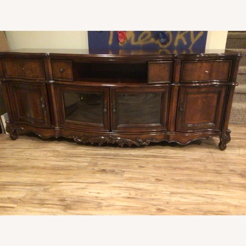Used Entertainment System  for sale on AptDeco