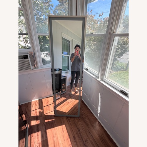 Used Full Length Light Up Mirror for sale on AptDeco