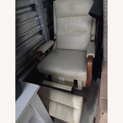 Used Cream Leather Lazy Boy Recliner for sale on AptDeco